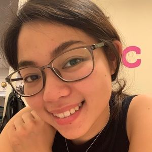 Meet your Posher, Carla